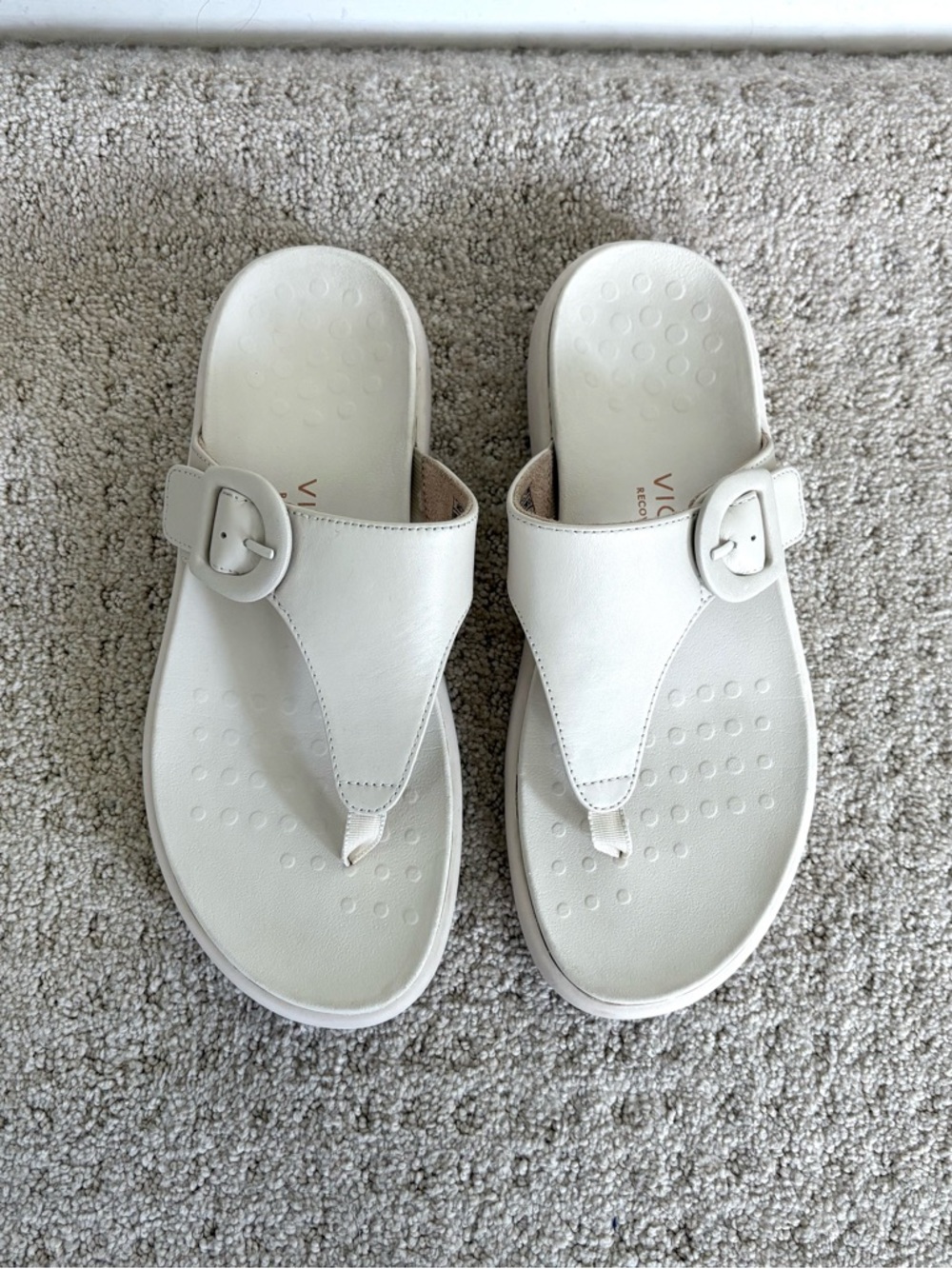 Vionic Recovery RX Sandals 7.5